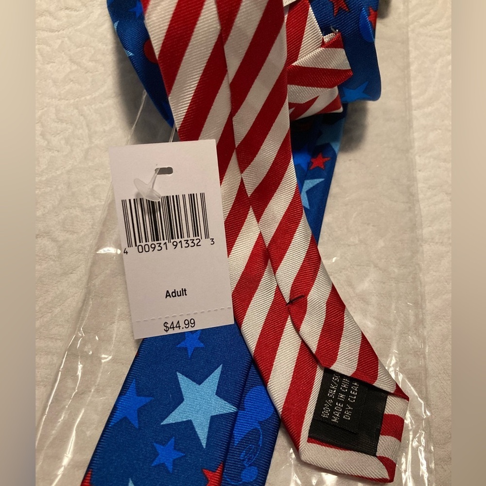 Disney Mickey Mouse 4th of July men’s tie - Picture 5 of 6